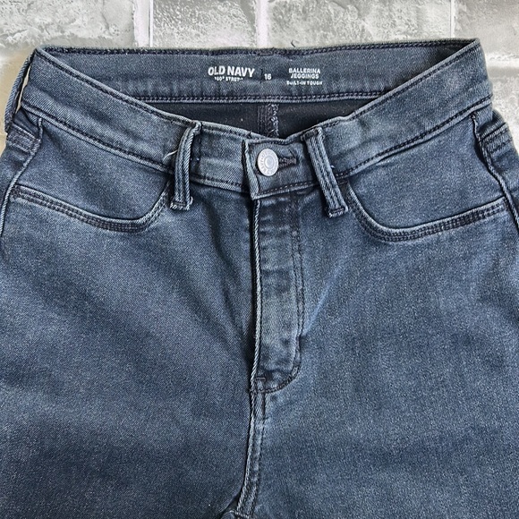 OLD NAVY | Ballerina Jeggings - Picture 3 of 8